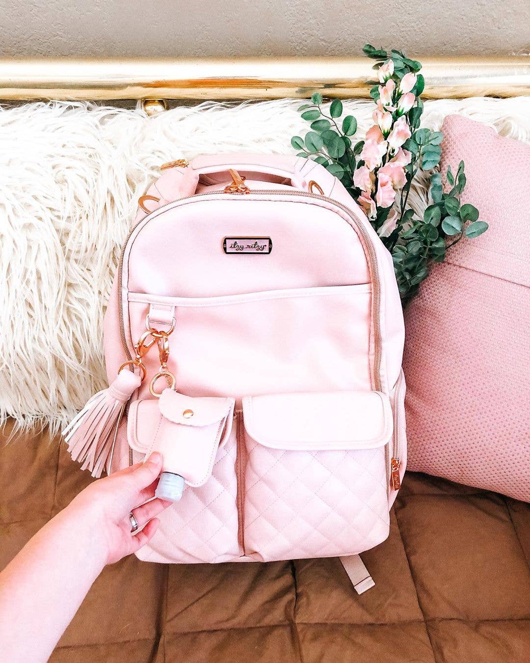 Blush Cute 'n Clean™ Keychain