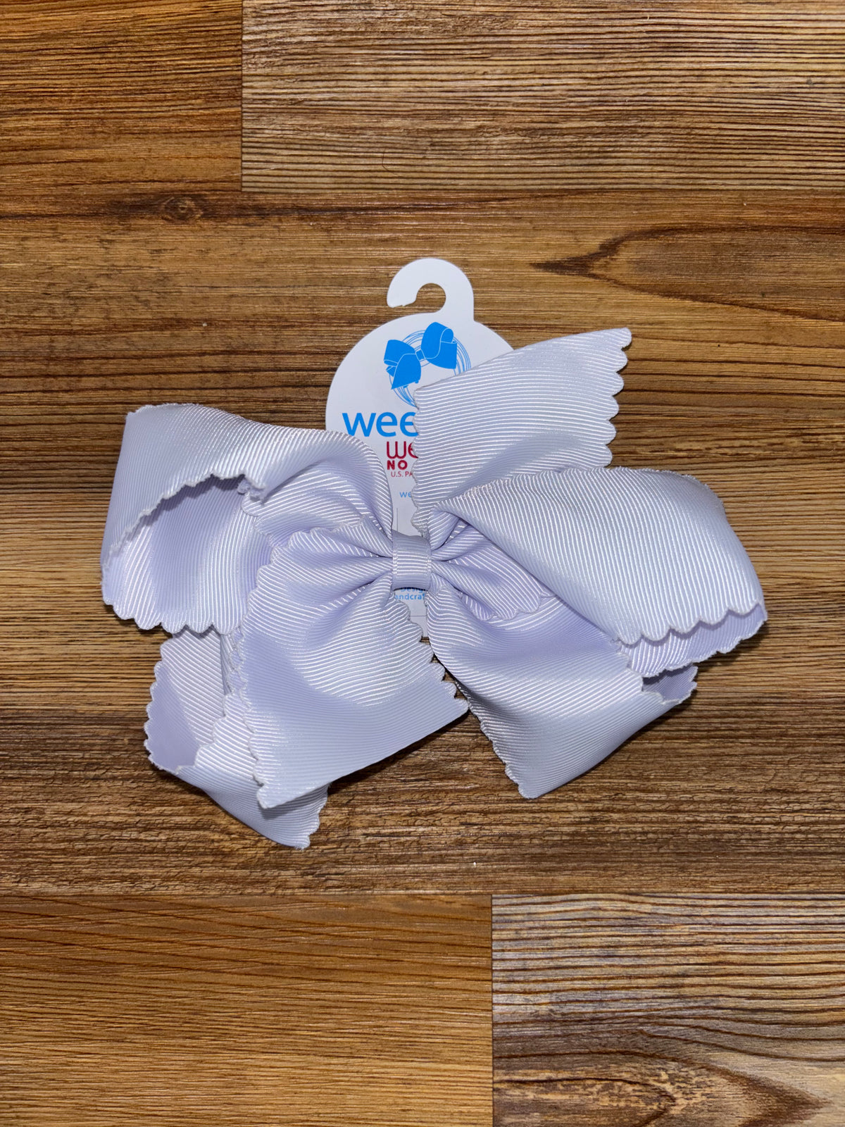Grosgrain Scallop Bow