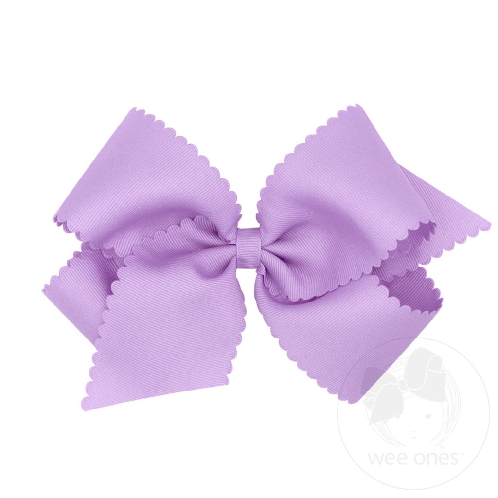 Scalloped Edge Bow