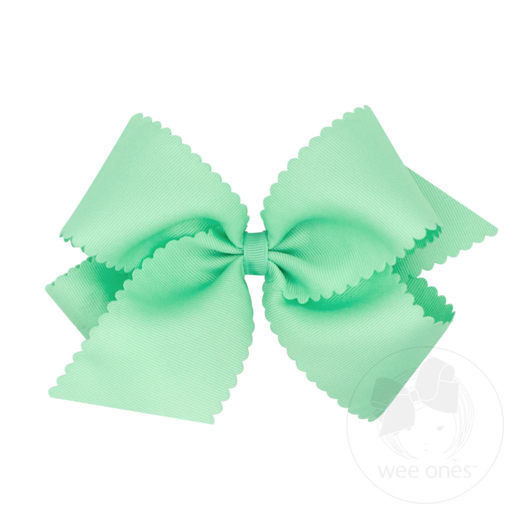 Scalloped Edge Bow