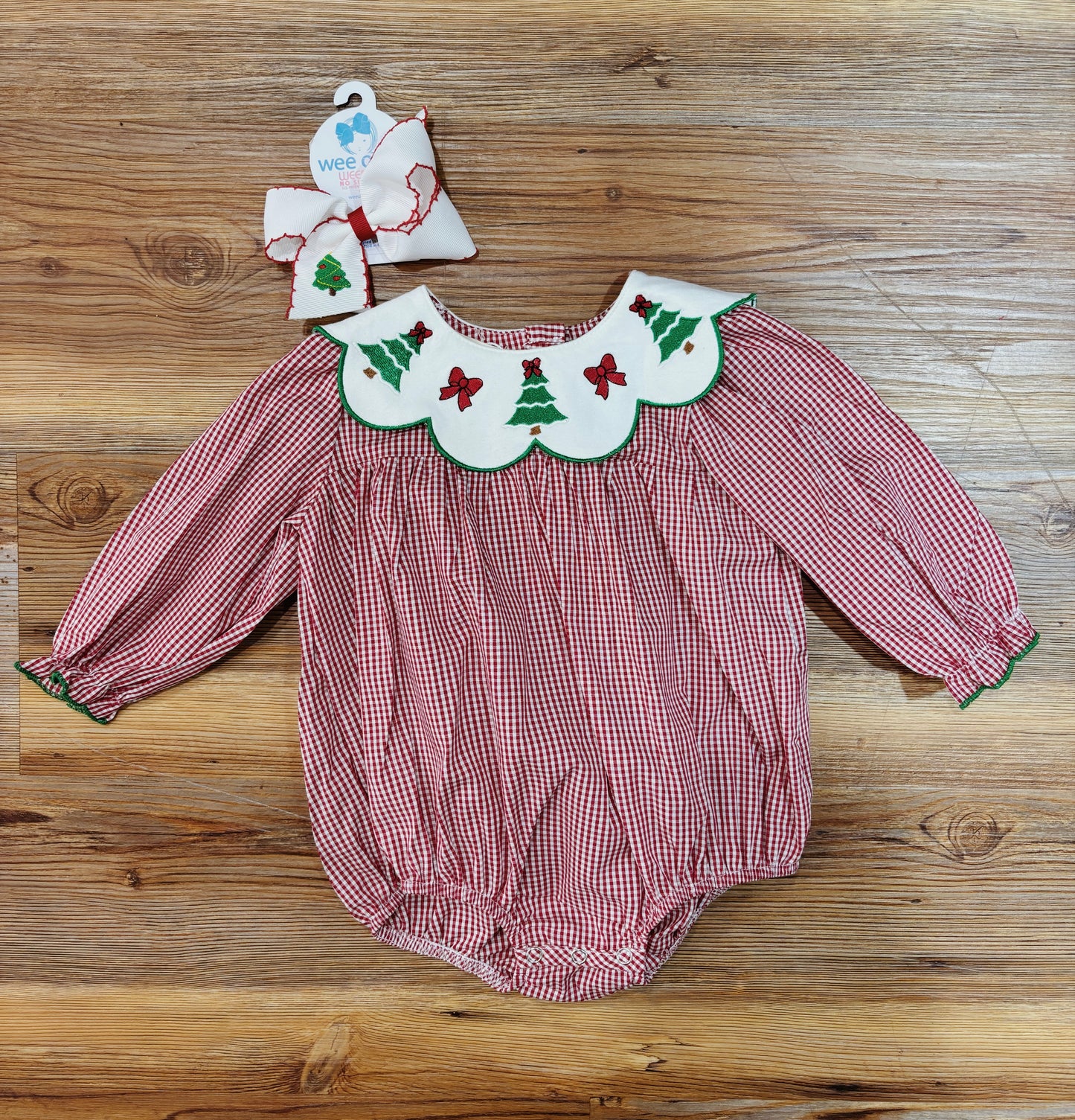 Festive Bow & Tree Bubble