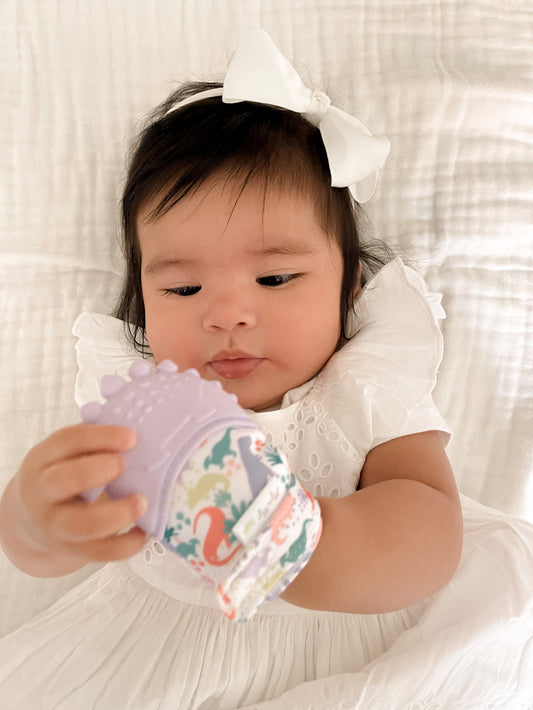 Itzy Teething Mitt
