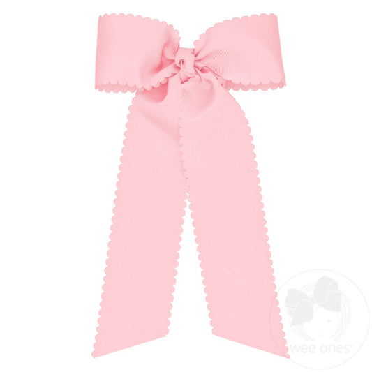Scallop Streamer Bow