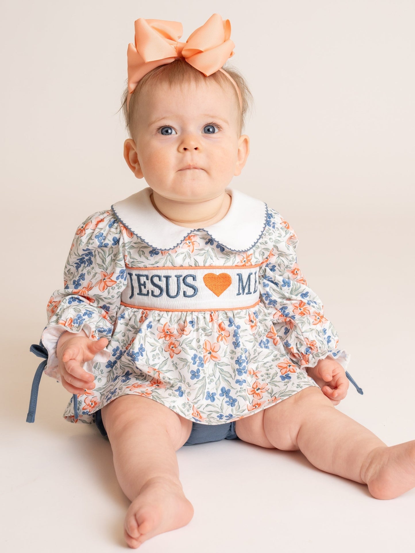 Jesus Loves Me Bloomer Set
