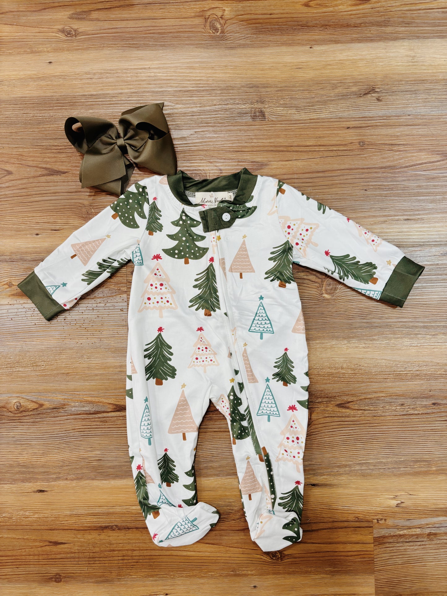 Starlit Evergreens Sleeper