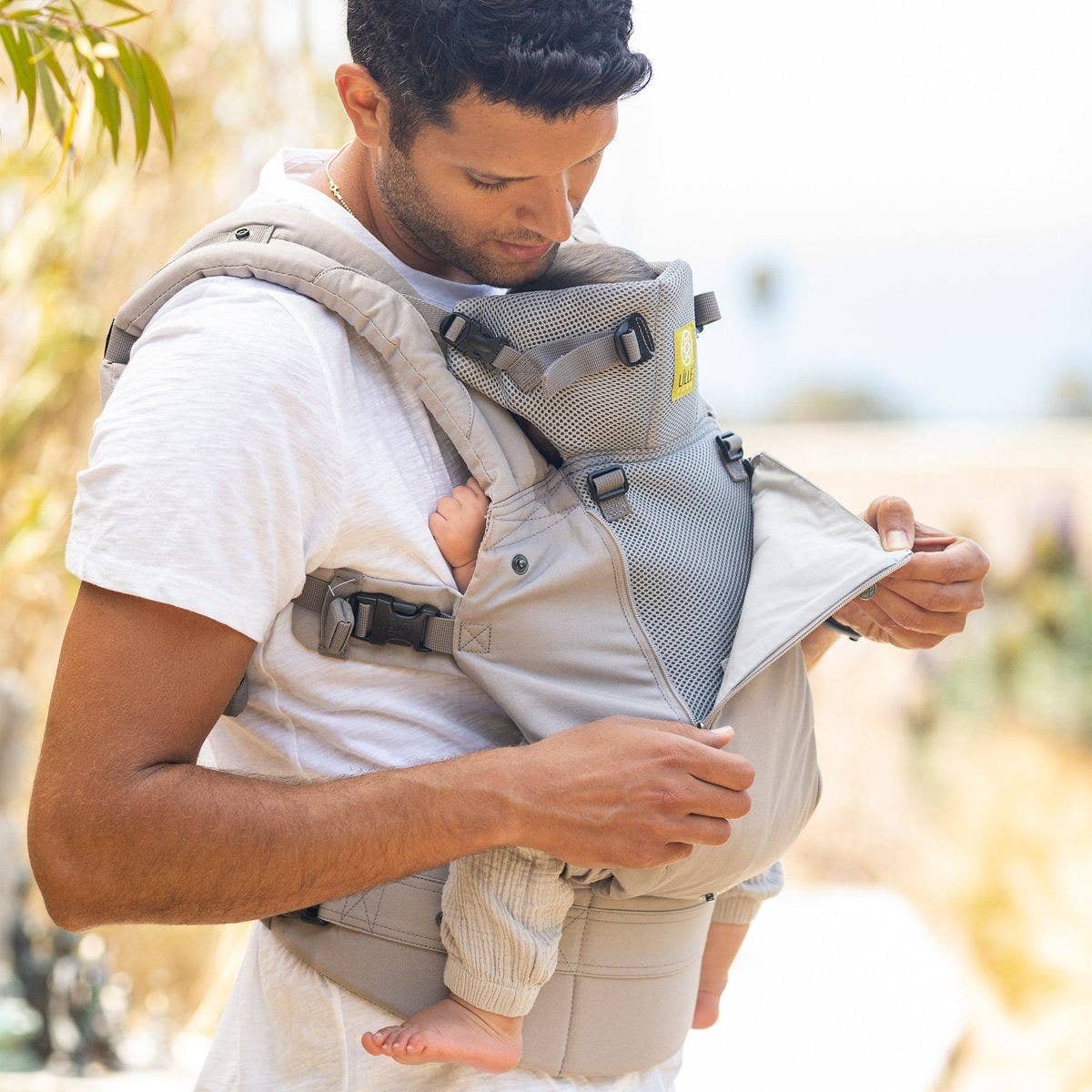 Black Baby Carrier - Complete All Seasons