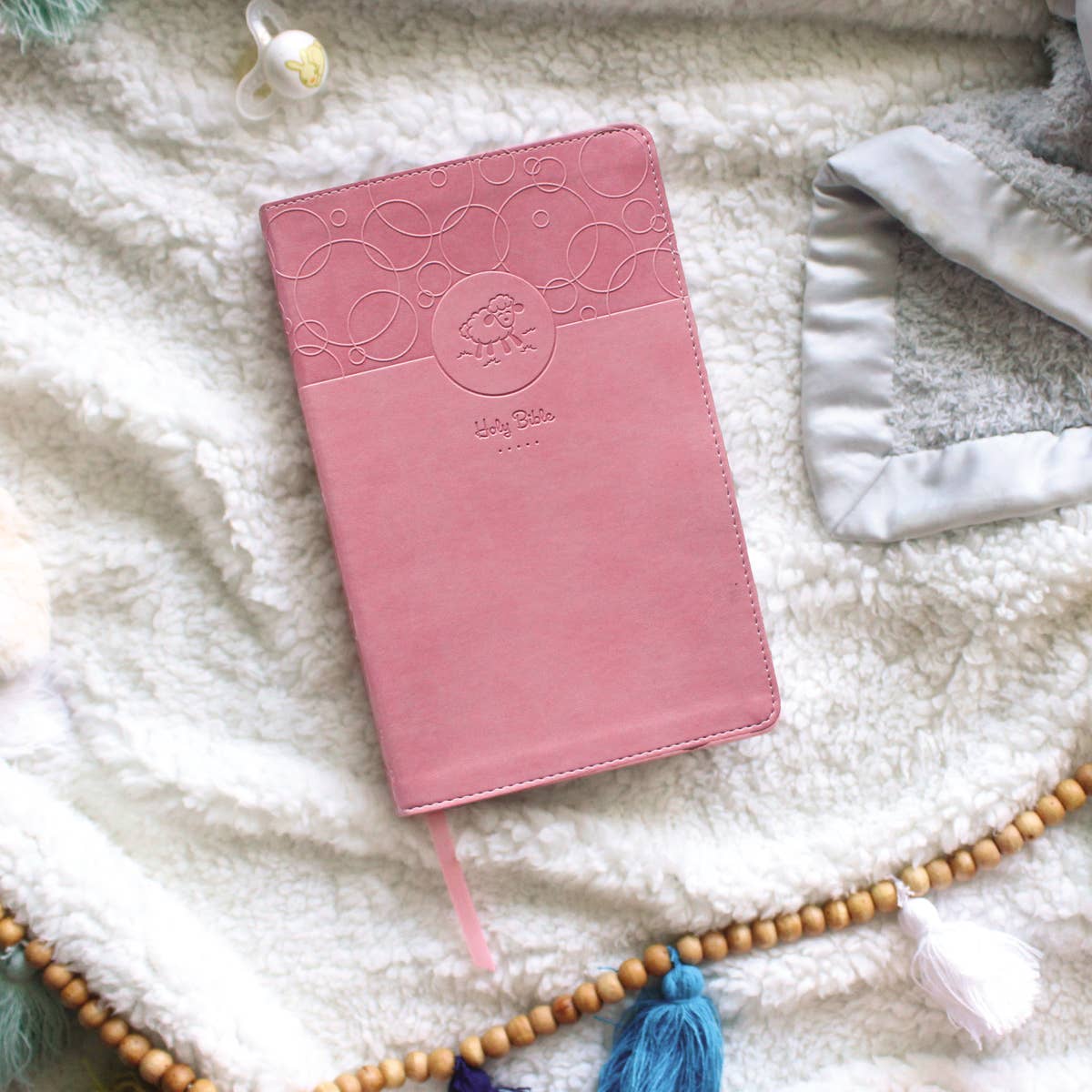 Pink Baby Gift Bible (Keepsake Edition)