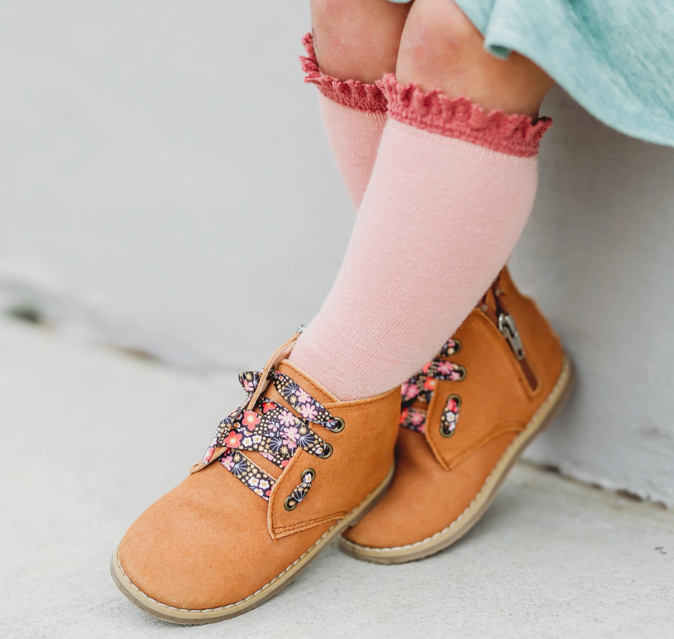 Blush Lace Top Socks