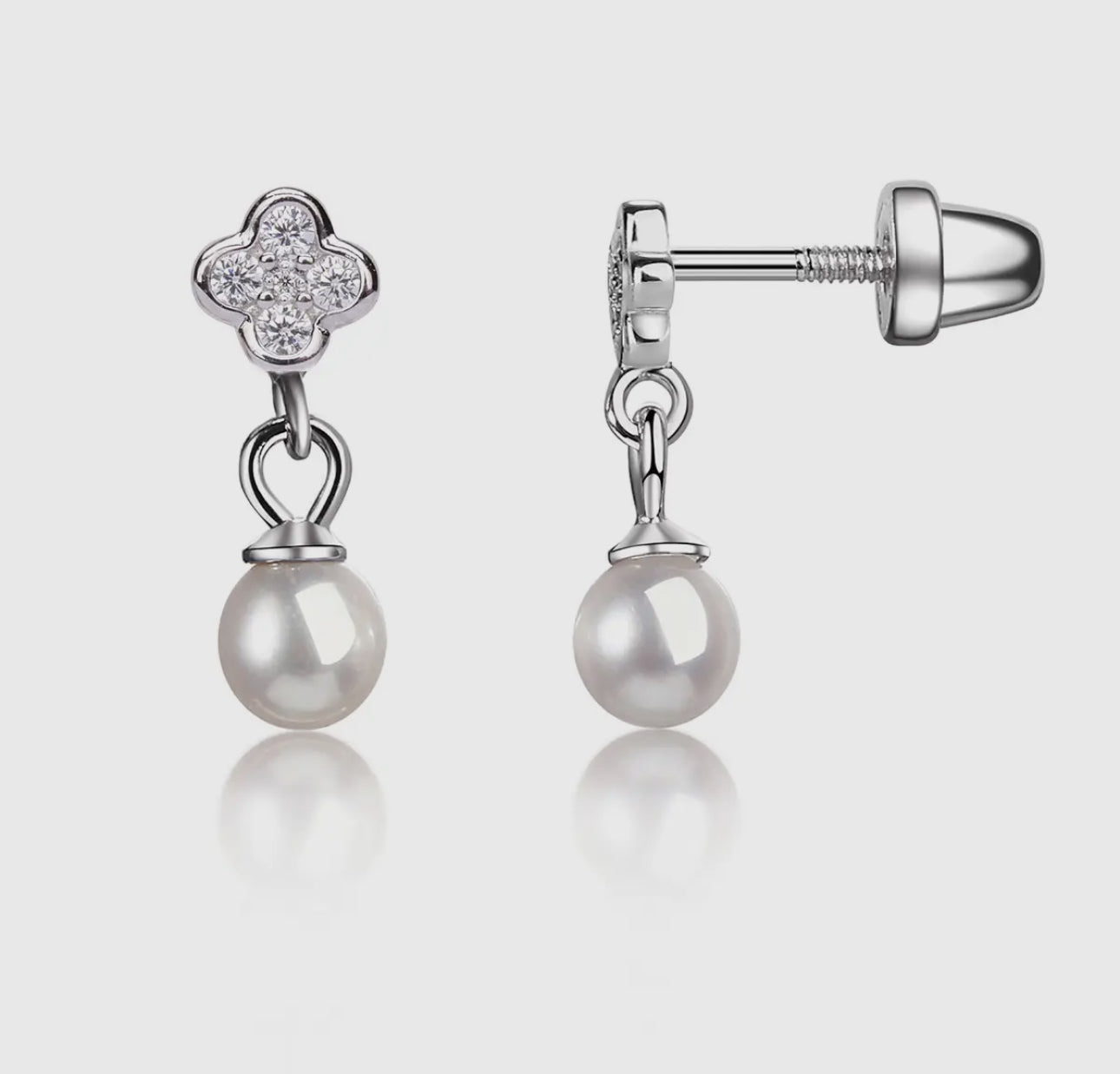 Daisy Dangling Pearl Earrings