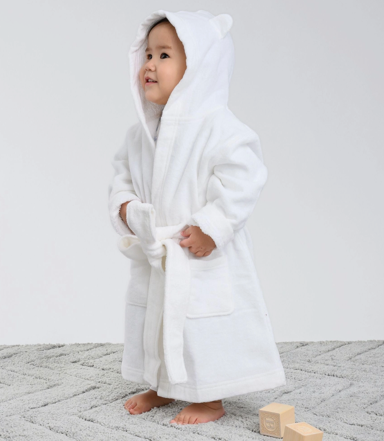 Essentials White Bathrobe